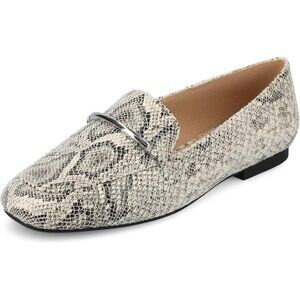 Journee Collection Women's Wrenn Slip on Loafers